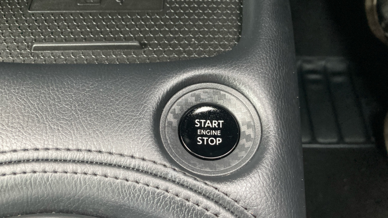 Nissan Juke 1.0 DiG-T N-Connecta 5dr DCT Petrol Hatchback